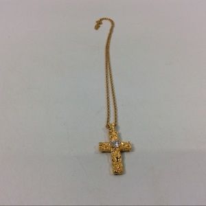 B.C. Lind 14 KGE Hammered Cross Necklace Faux Diamond Center Yellow Gold Tone